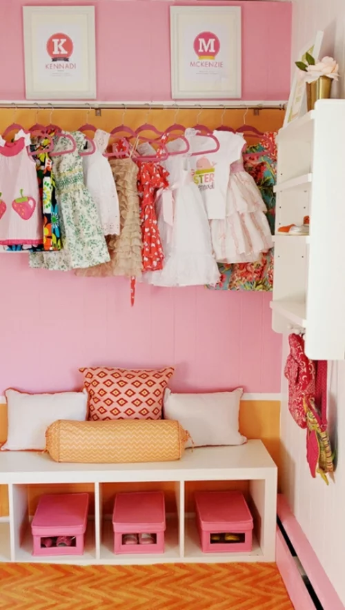 verträumtes kinderzimmer  design rosa mädchen kleiderschrank