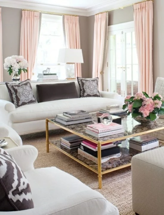 interior design ideen weiblich wohnzimmer pastelfarben gardinen