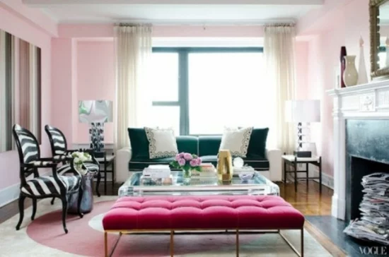 interior design ideen weiblich wohnzimmer pastelfarben hell zebra muster