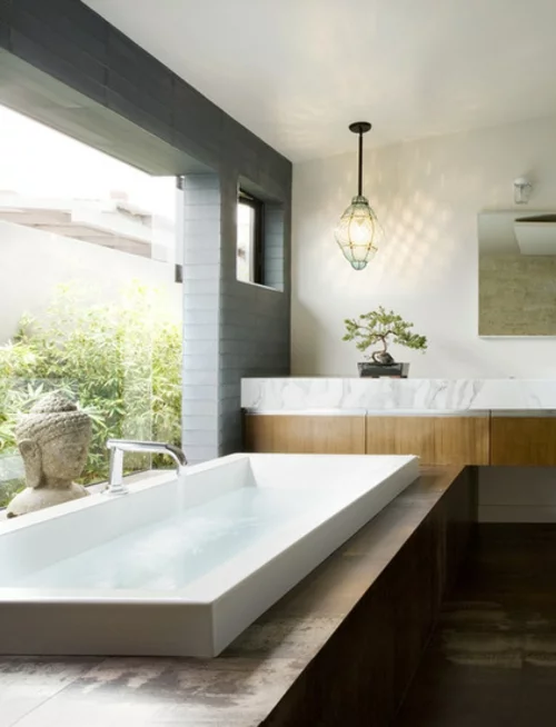Der Bonsai Baum im Interior Design badezimmer badewanne exotisch