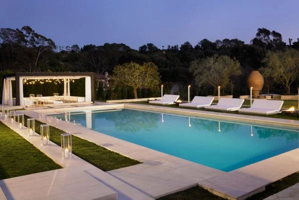 integriert pool außenbereich modern minimalistisch pergola sitzecke