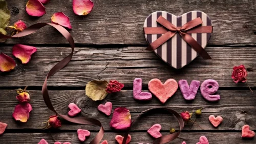DIY Dekoideen zum Valentinstag holz liebe