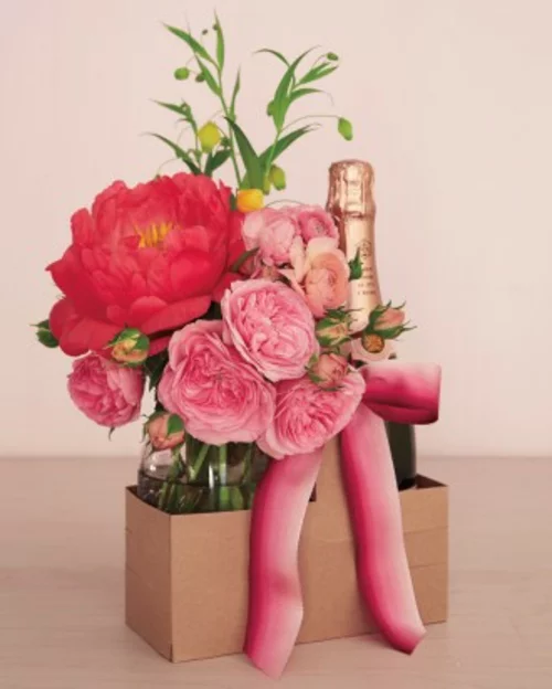DIY Ideen zum Valentinstag blumenstrauß rot rosa