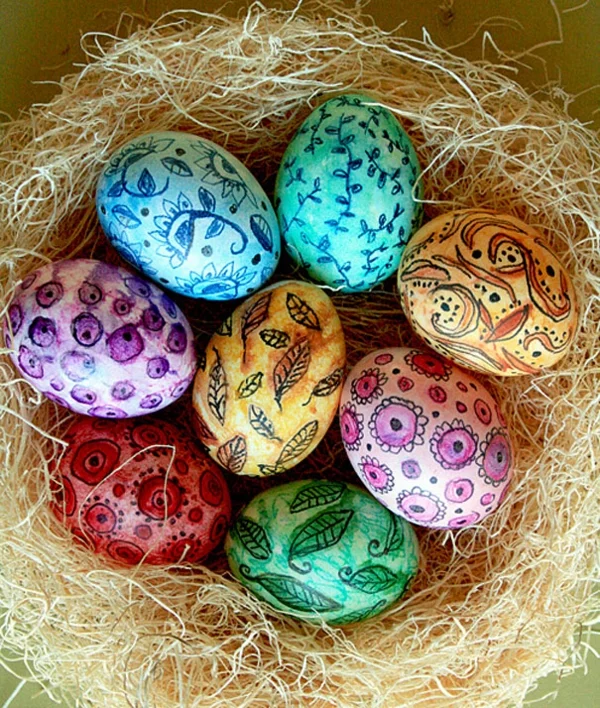 Ostern eier bemalen bunt zeichnen muster marker