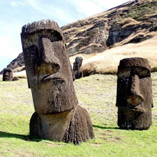  Osterinseln einwohner moai Die erstaunlichen Osterinseln