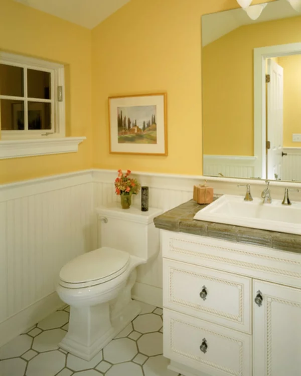 wandfarbe gelb farbgestaltung bad badezimmer toilette wände streichen