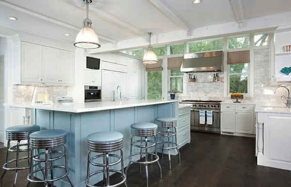 blau und weiß küchen design kücheninsel barhocker