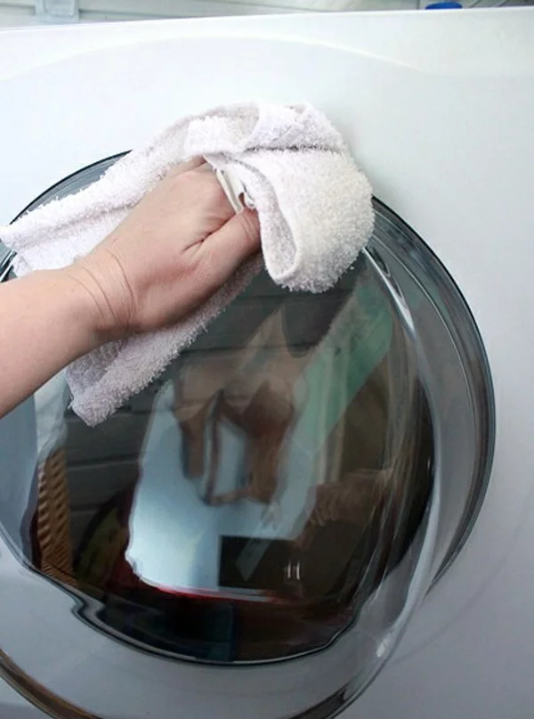 modergeruch entfernen Waschmaschine modergeruch tuch