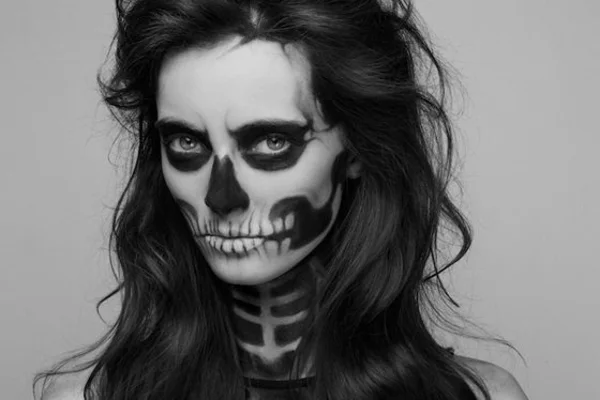 halloween schminken ideen zombie frau