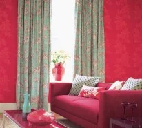 Rote Tapeten für königliche Räumlichkeiten in Ihrem Zuhause