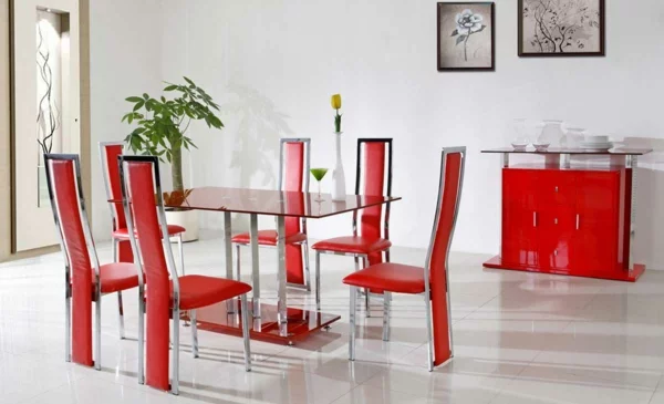 esszimmertische mit stühlen esstisch glas rot kommode esszimmer