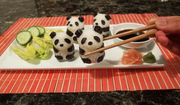 Gerissene Sushi schön Arten körper panda 