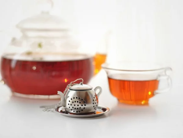 kreative Dekoideen für Teeei klein toll teekanne