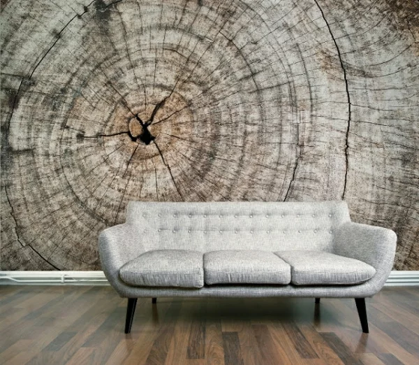 tapetenmuster holzoptik sofa grau wohnzimmer