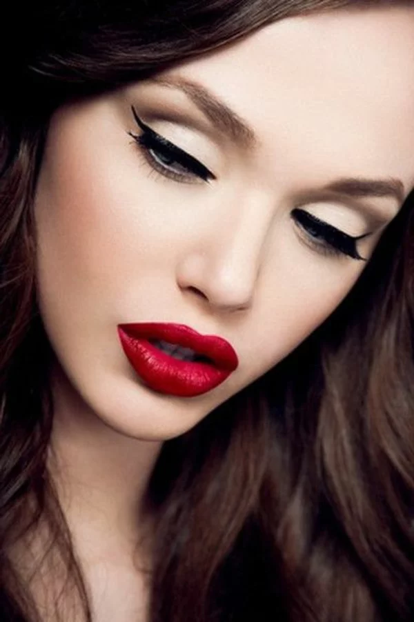 make up tipps augen eyer liner roter lippenstift
