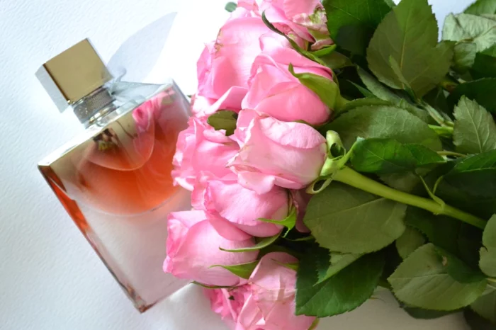 duft-und-schönheit-rosen-parfüm
