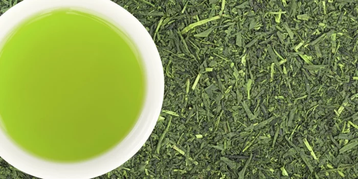 grüner tee getrocknete blätter gesund