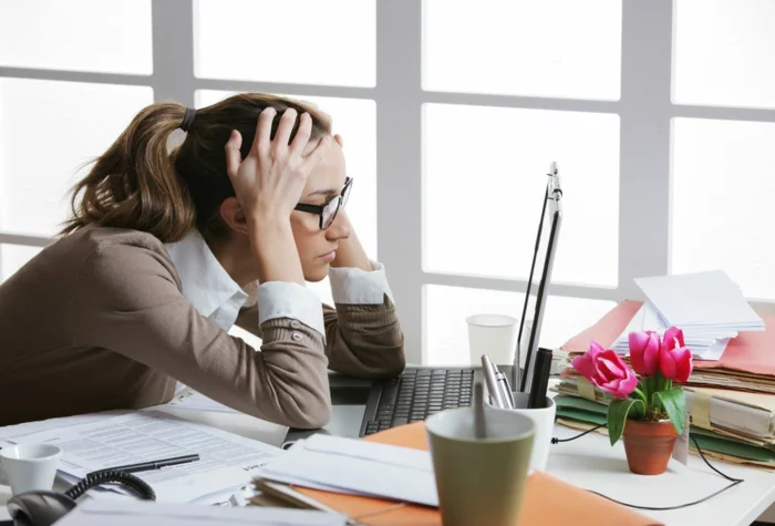 unglück im leben stress am arbeitspaltz lifestyle