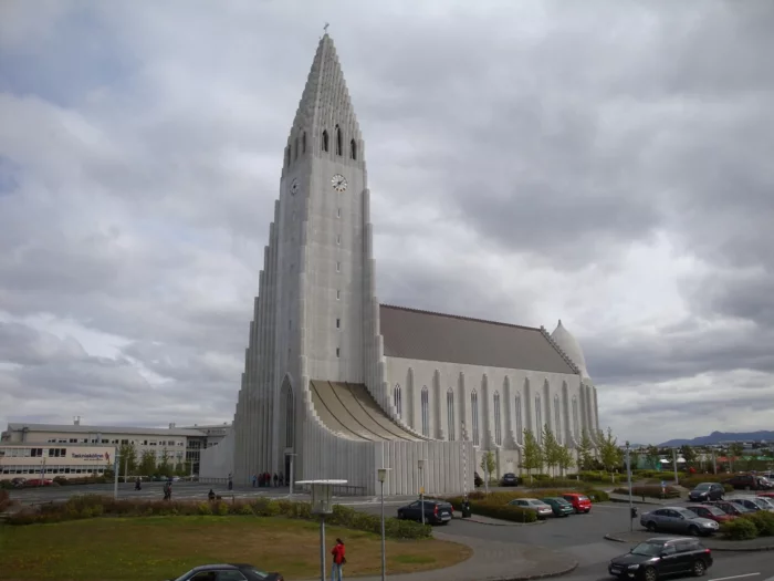 Hallgrímskirkja kirche Hauptstadt Island Reykjavík sehenswürdigkeiten