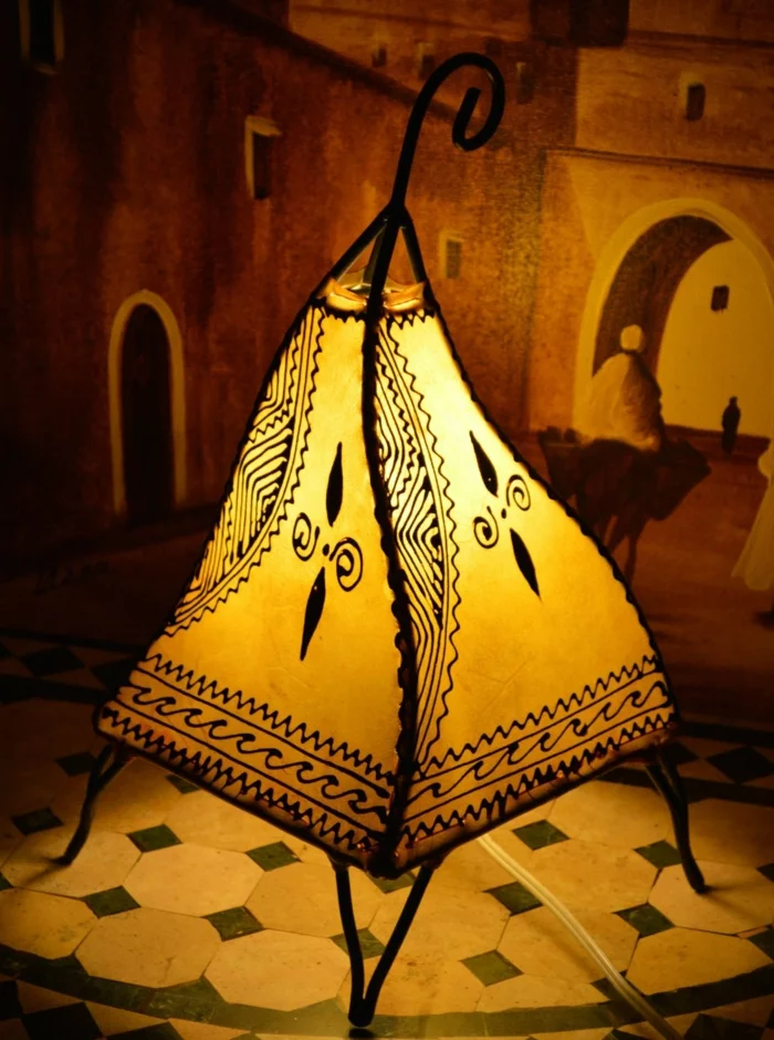 Orientalische Lampen gelb