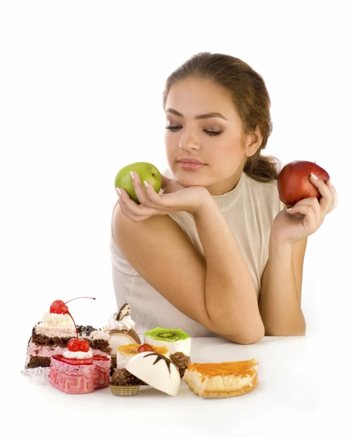abnehmen ohne hungern frau äpfel leckereien