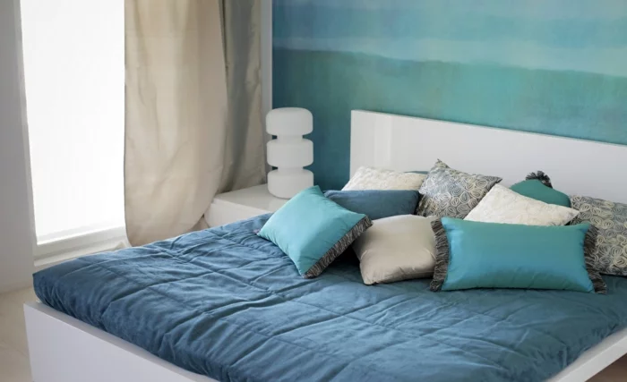 farbgestaltung schlafzimmer wanddeko wandfarbe blau maritim