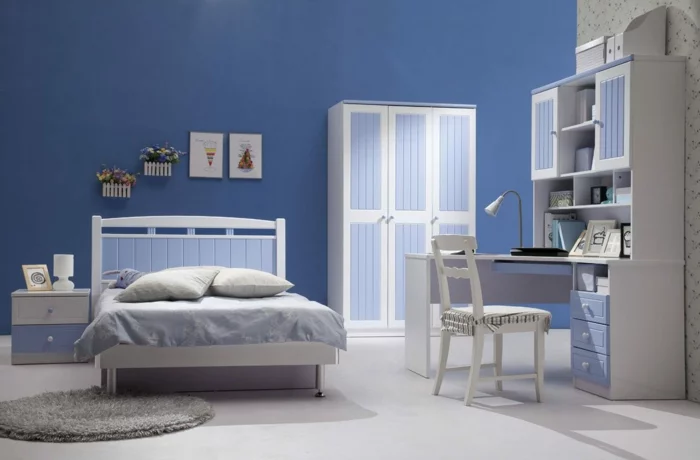 farbgestaltung schlafzimmer wanddekoration wandfarbe meeresblau maritim wandgestaltung