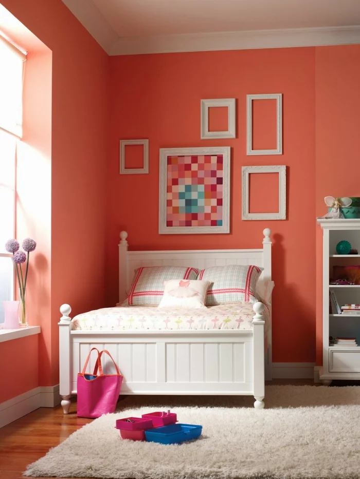 farbgestaltung schlafzimmer wandfarbe orange pastell bildrahmen wandgestaltung wanddekoration