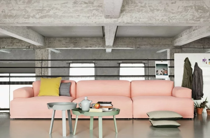 neue Wohntrends Trendfarben Pantone Wohnzimmer Sofa Rosa