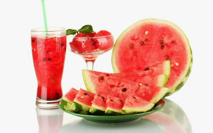 detox kur gesund abnehmen wassermelone frisch gepresst diät gesunde ernährung