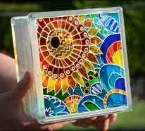 Glas bemalen- eine Kunsttechnik, die in Vergessenheit gerät