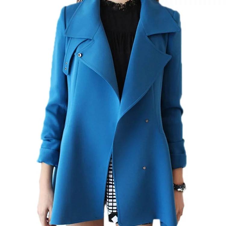moderne Damenmäntel aktuelle Trendfarben Blau