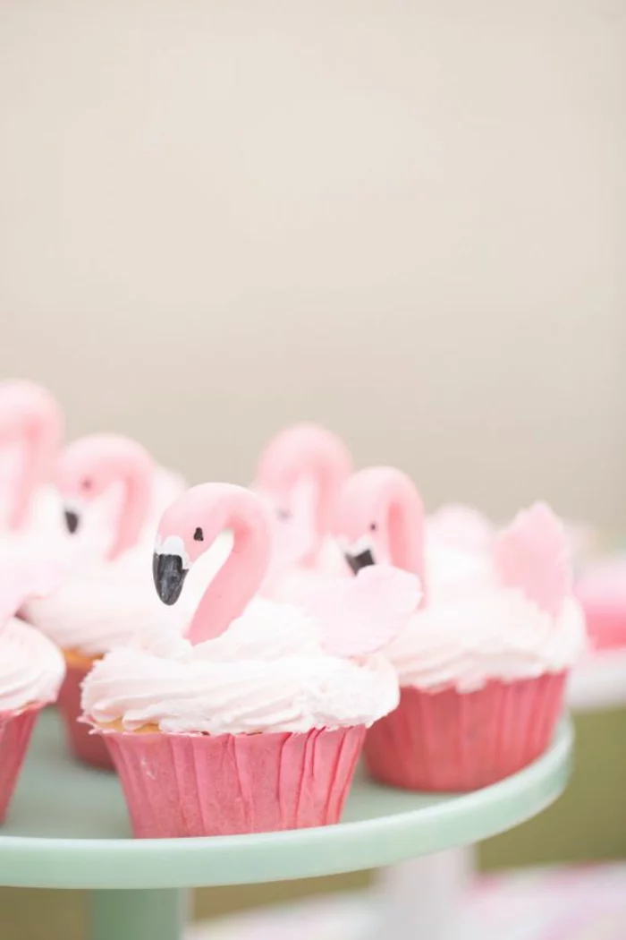 Flamingo Cupcakes Rezepte rosa Törtchen backen