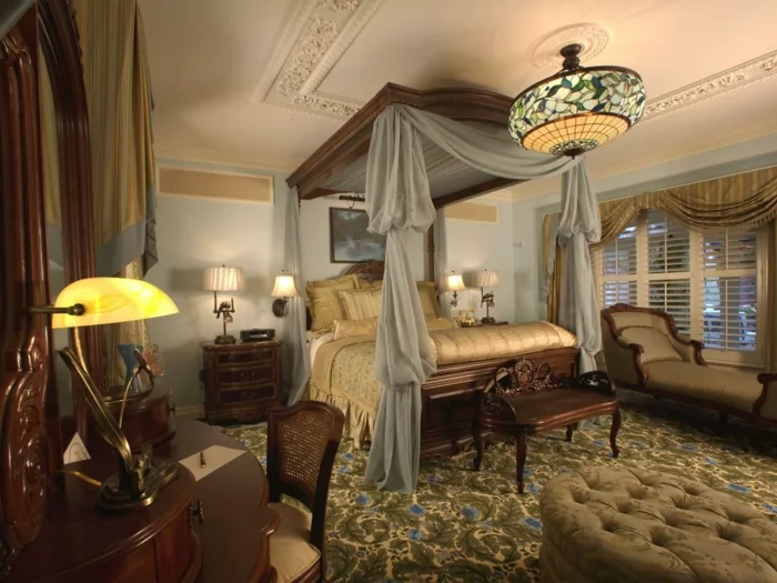 Schlafzimmer einrichten Einrichtungsbeispiele im viktorianischen Stil Möbeldesign