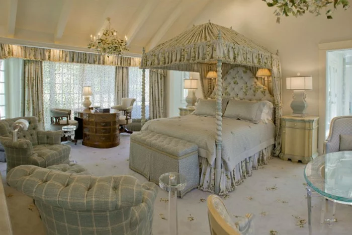 Schlafzimmer einrichten im viktorianischen Stil antike Möbel