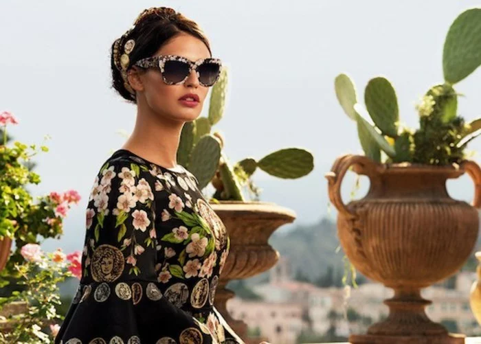 Dalce und Gabanna Sonnenbrillen Damen Modetrends Accessoires Sommermode