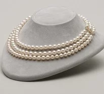 Echte Perlen und die Aberglauben, die mit diesen Edelsteinen verbunden sind
