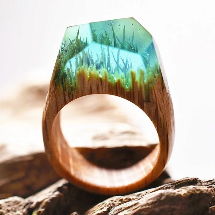 holzschmuck ring aus holz meereswelt handmade schmuck