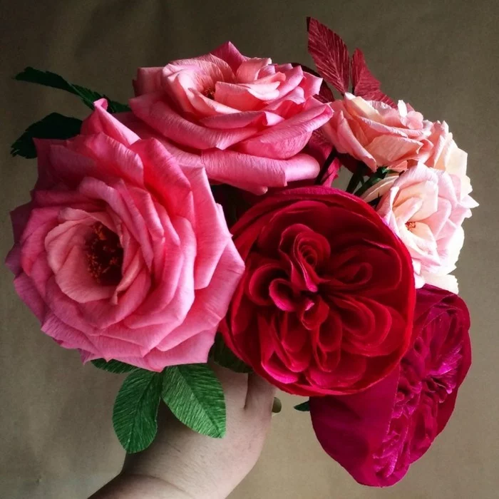 papierblumen basteln papierkunst rote rosen
