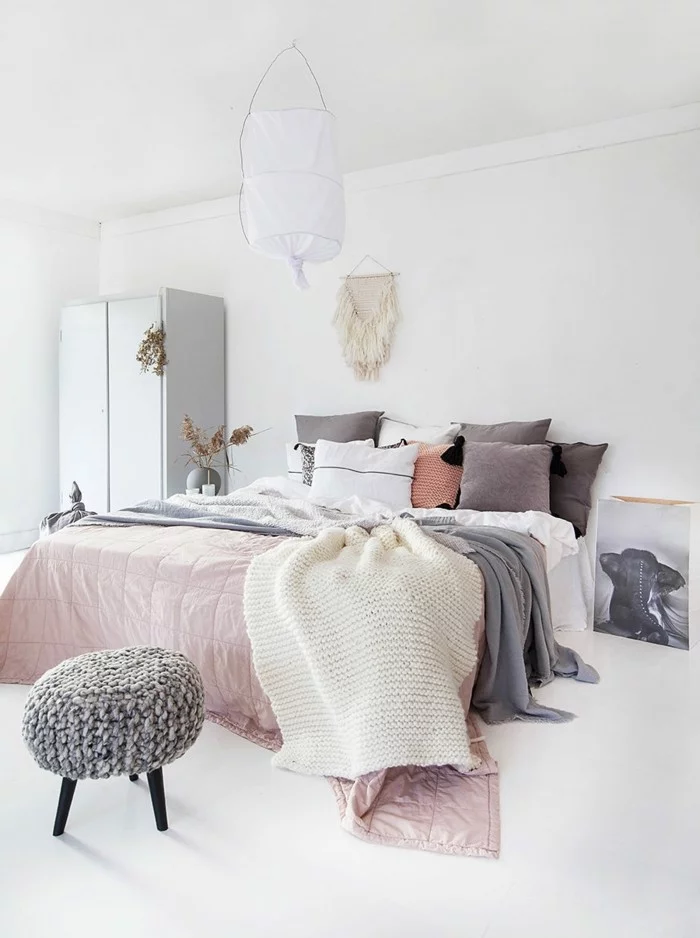 skandinavisch einrichten schlafzimmer pastellfarben weißer boden