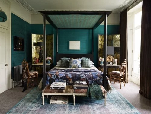 ideen schlafzimmer eklektisch dunkle farben vintage teppich