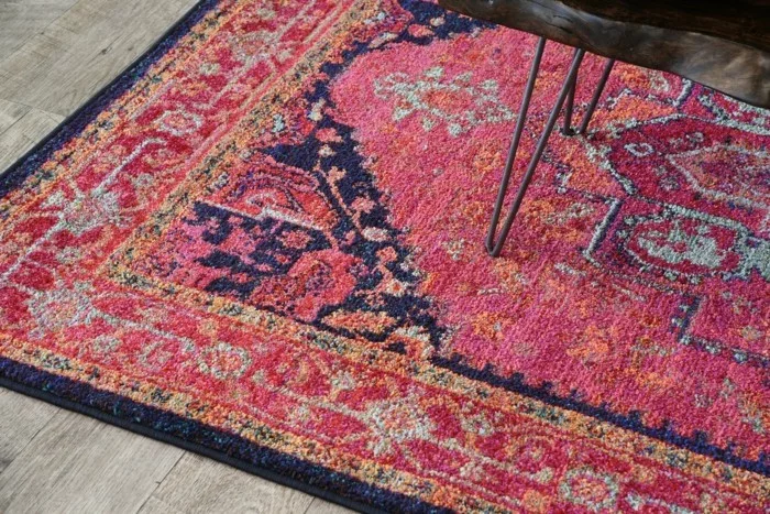 marokkanische teppiche rosa muster frische elemente