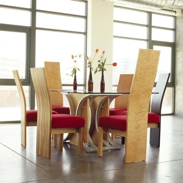 moderne stühle esszimmer stilvoll bequem rote akzente