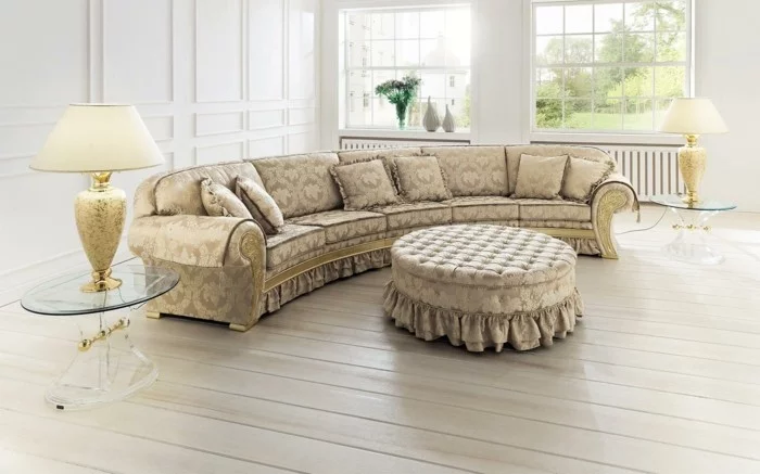 rundes sofa luxuriöses design helle farben dielenboden
