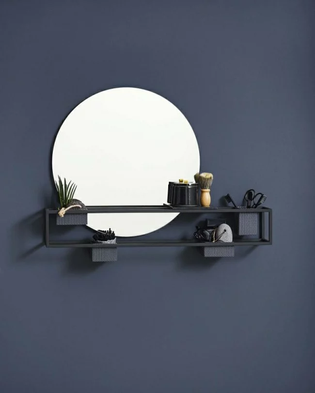 Badezimmerspiegel rundes design mit kosmetik