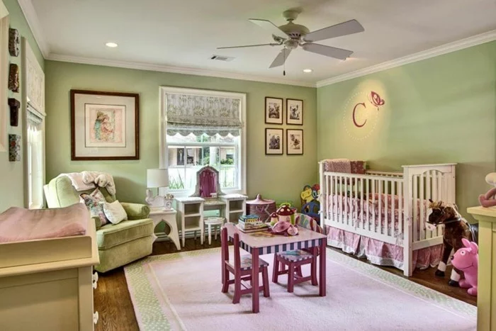 babyzimmer farben grüne wandfarbe weißer teppich