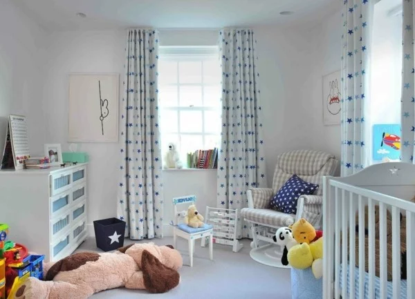 babyzimmer junge ideen gardinen sterne heller bodenbelag kleines babyzimmer