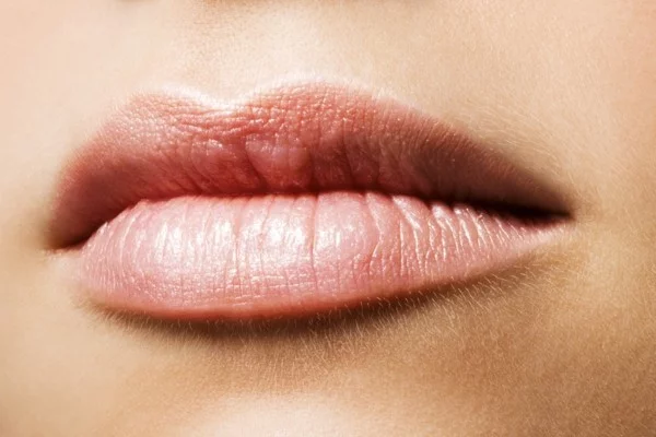 Lips enhancer volle lippen natürlich tipps 
