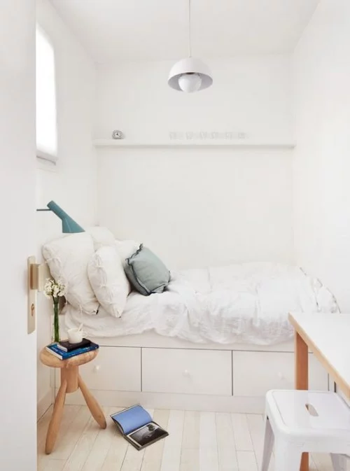 kleine schlafzimmer toller weißer raum