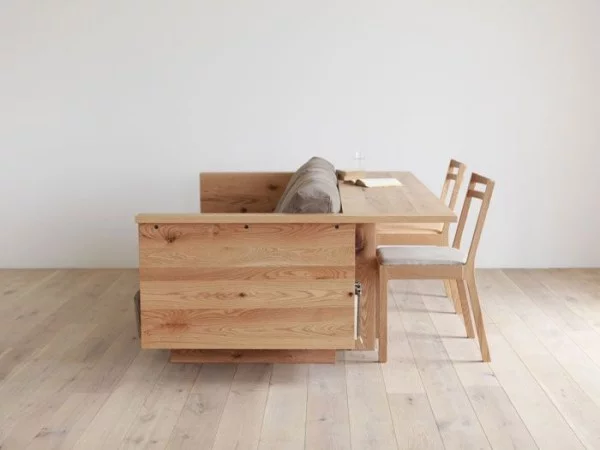 Sofa mit integriertem Tisch hier Schreibtisch Gestell aus Holz